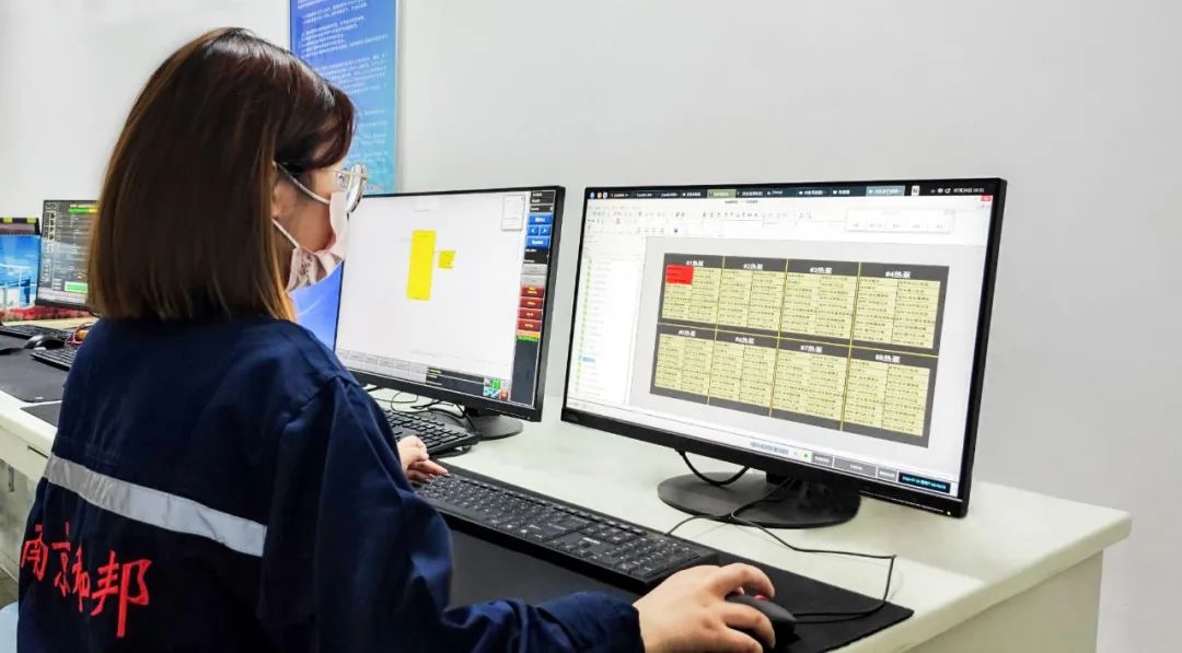 1660534325593841CNZw.jpg 1660534325593841CNZw.jpg